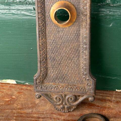 #47988 Antique Ohio Statehouse Doorknob Backplate image 4