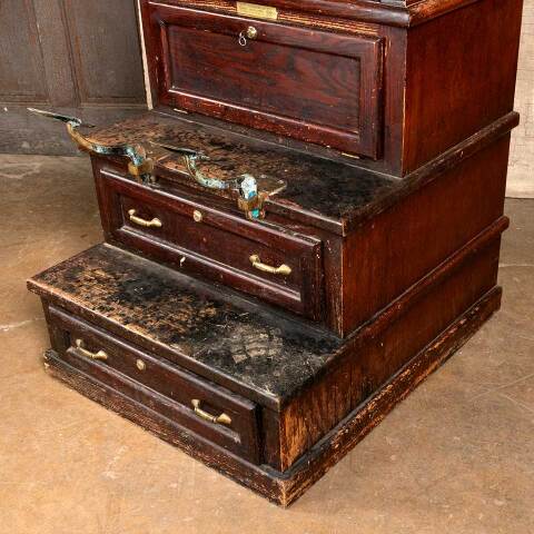 #48100 Salvaged Wood Shoe Shine Stand / Booth image 2