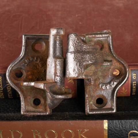 #48343 Antique Right Hand Blind Shutter Hinge image 3