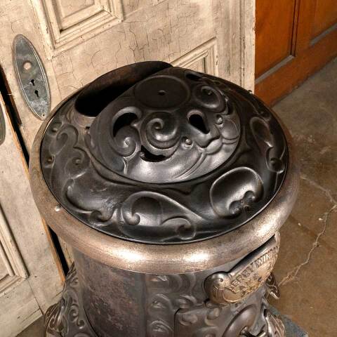 #49384 Antique Derby Windsor Cast Iron Parlor Stove image 4