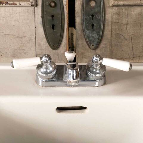 #49743 Antique Porcelain Bathroom Pedestal Sink image 3