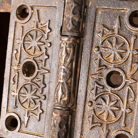 #49894 3 1/2" Antique Ornate Cast Iron Door Hinge image 3