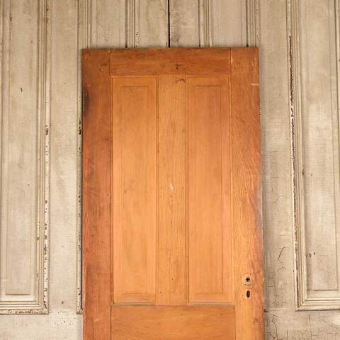 #50351 28x76 Antique 4 Panel Pine Interior Door image 2