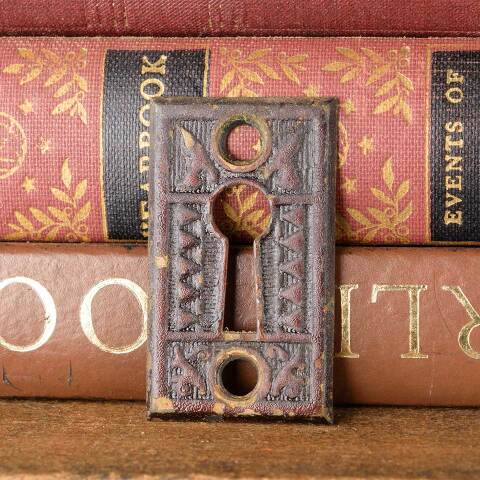 #50363 Antique Ornate Brass Keyhole Escutcheon image 4