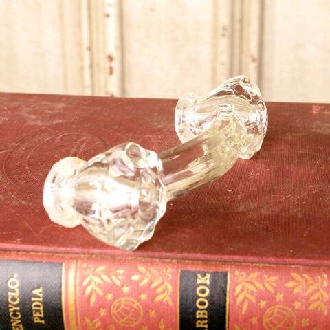 #50377 Vintage Pressed Glass Drawer Pull Handle image 3