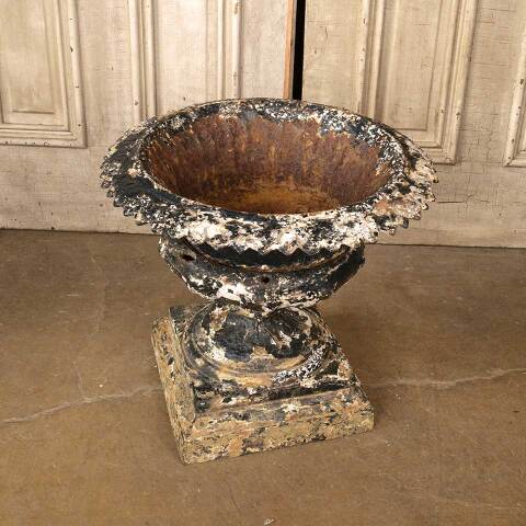 #50443 Antique Cast Iron Garden Urn Planter image 7