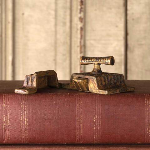 #50730 Antique Ornate Victorian Cabinet Latch image 6