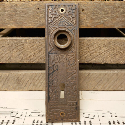 #5090 Antique Corbin Ceylon Doorknob Backplate image 2