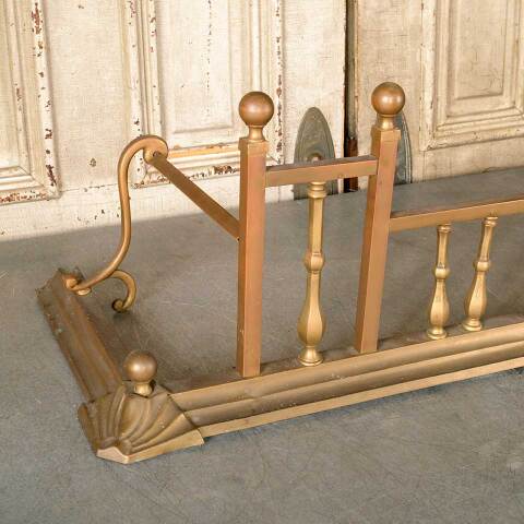 #51041 Salvaged Antique Brass Fireplace Fender image 3