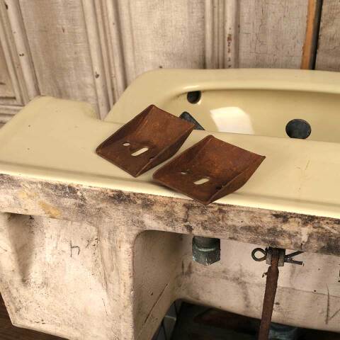 #51222 Antique Porcelain Wall Mount Bathroom Sink image 8
