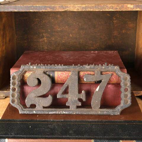 #51475 Antique Cast Iron 247 House Address Plaque image 2