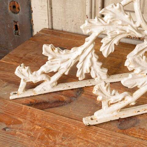 #52495 Set of 2 Vintage Cast Iron Wall Brackets image 3