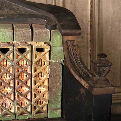 #52668 Salvaged Antique Gas Fireplace Insert image 4