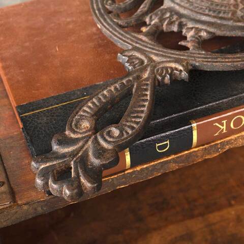 #52869 Large Vintage Cast Iron Rooster Trivet image 3