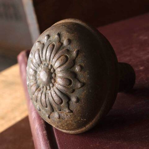 #52926 Antique Flower Doorknob Door Hardware image 2