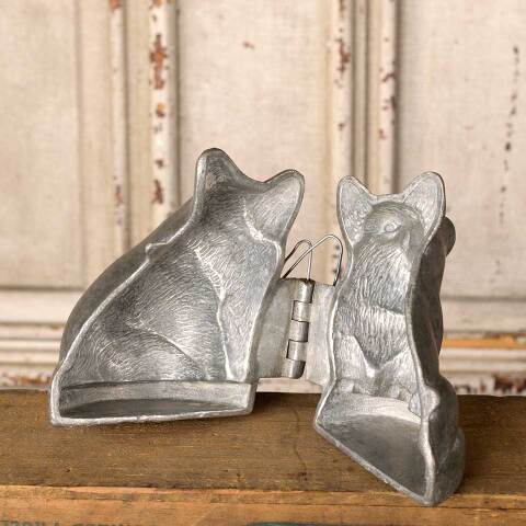 #54077 Vintage Cast Pewter Pig Chocolate Mold image 4
