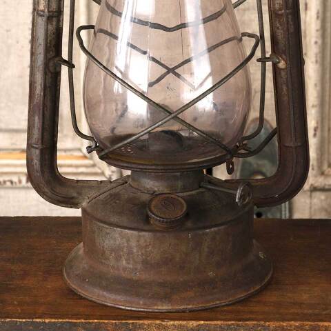 #54140 Antique DIETZ MONARCH Kerosene Lantern image 3