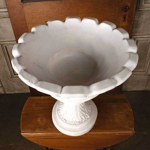 #54302 19" Ornate Cast Resin Garden Birdbath image 7