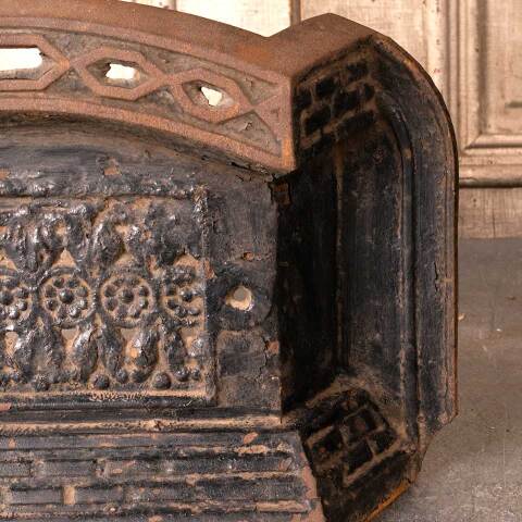 #54623 16x10 Antique Cast Iron Fireplace Fender image 5