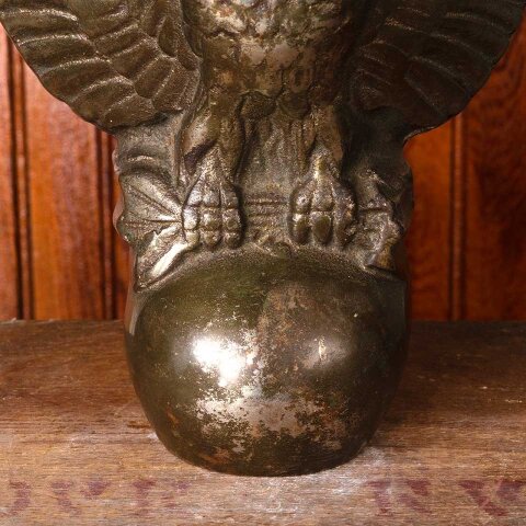 #54699 8" Antique Cast Iron Bald Eagle Ornament image 2