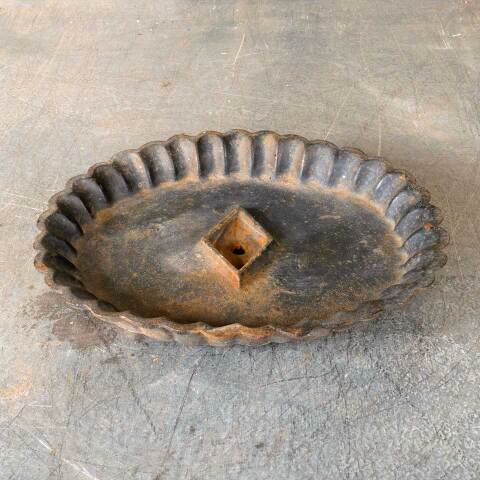#54717 Antique Cast Iron Boot Scraper Mud Tray image 5