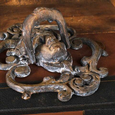 #54724 7x10 Vintage Cast Metal Figural Door Knocker image 8