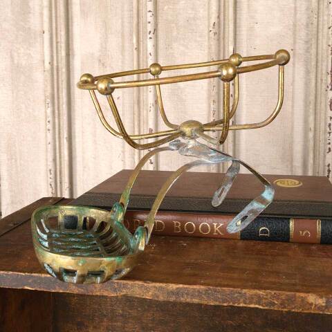 #54811 Antique Brass Clawfoot Bathtub Soap Holder image 5