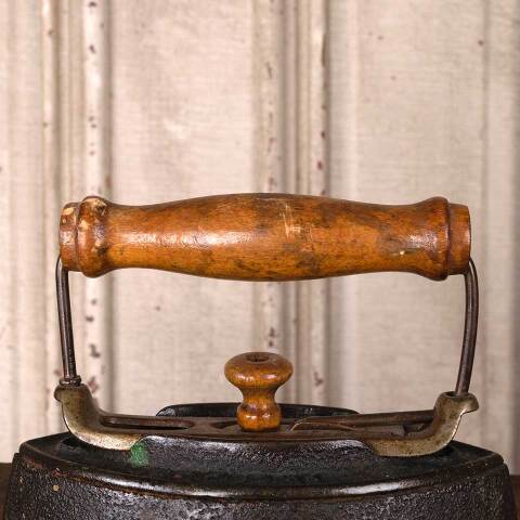#54812 Antique Cast Iron ENTERPRISE Sad Iron image 3