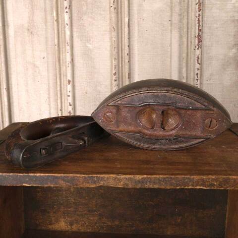 #54813 Antique Cast Iron & Wood Sad Iron image 5
