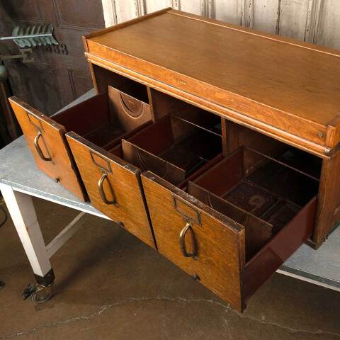 #54902 Antique Oak GLOBE 3 Drawer Filing Cabinet image 4