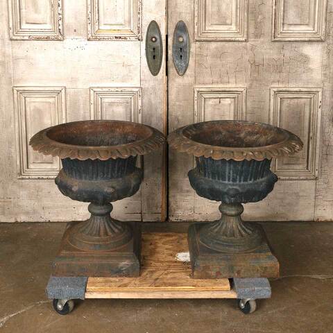 #54919 19" Antique Cast Iron Garden Urn Planters image 2