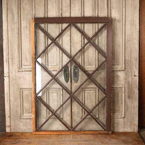 #54924 61x42 Antique Diamond Divided Lite Window image 2