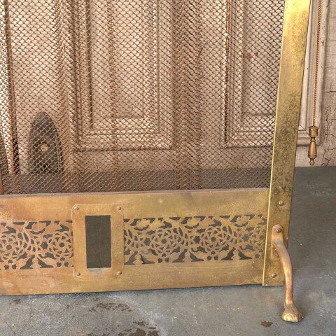 #54978 38x31 Antique Brass Fireplace Ember Screen image 4