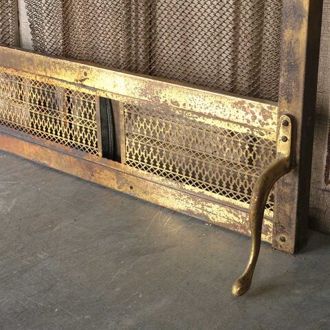 #54979 40x32 Antique Brass Fireplace Ember Screen image 4
