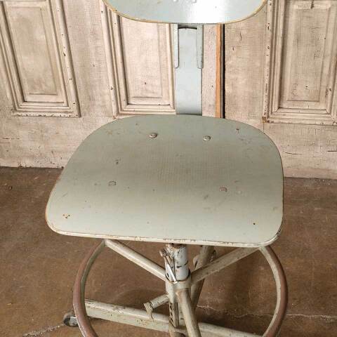 #55038 Vintage Industrial Wood & Metal Shop Chair image 4