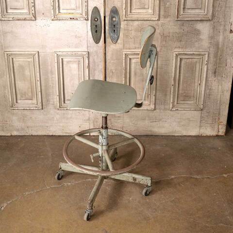 #55038 Vintage Industrial Wood & Metal Shop Chair image 6