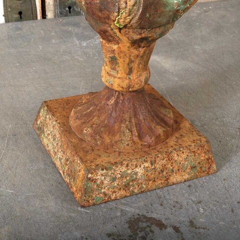 #55445 22" Antique Cast Iron Garden Urn Planter image 2