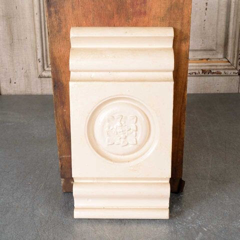 #55475 Antique Wood Rosette Interior Trim Block image 4