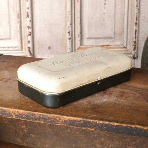#55486 Vintage Tin Sewing Accessories Container image 4