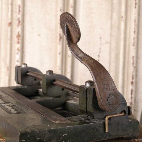 #55487 Antique Metal Paper Hole Punch image 3