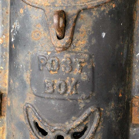 #55517 Antique Cast Iron POST BOX Mailbox image 2