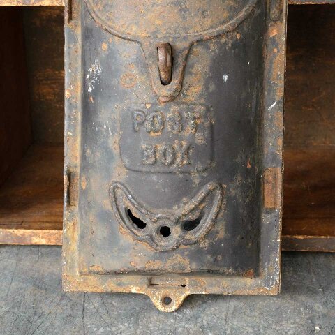 #55517 Antique Cast Iron POST BOX Mailbox image 3