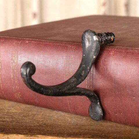 #55528 Salvaged Antique Cast Iron Wall Hook image 4