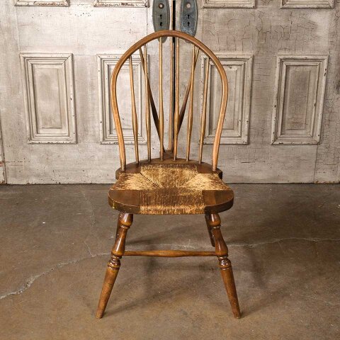 #55570 Antique Windsor Rush Bow Back Chair image 2