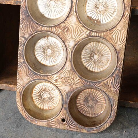 #55579 14x7 Antique EKCO 8 Muffin Tin Pan image 3