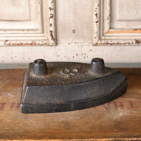 #55581 Antique Cast Iron Sad Flat Iron image 2