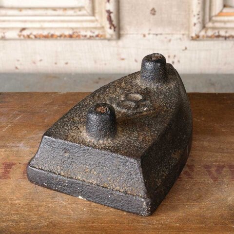 #55581 Antique Cast Iron Sad Flat Iron image 3