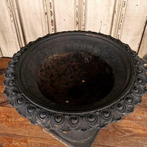 #55817 18" Antique Cast Iron Garden Planter Urn image 7