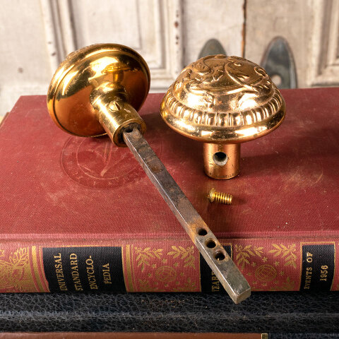 #7813 Antique Russell & Erwin De Bercy Doorknobs image 7