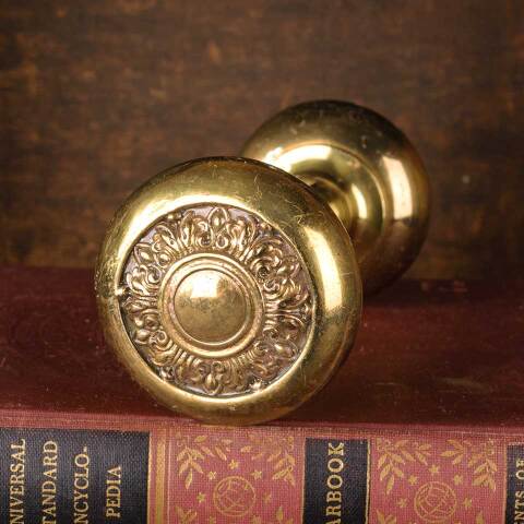 #7821 Antique Ornate Brass Doorknobs Hardware image 3
